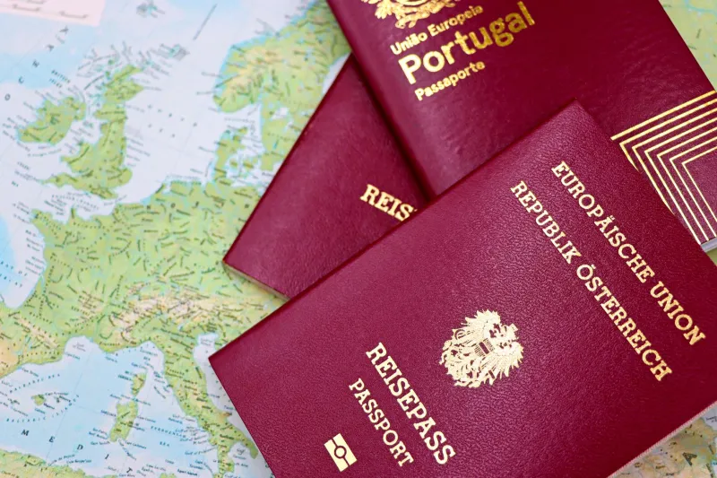Do Visto ao Passaporte Americano: Tudo Que a Comunidade Lusófona Precisa Saber para Regularizar a Vida nos EUA em 2025